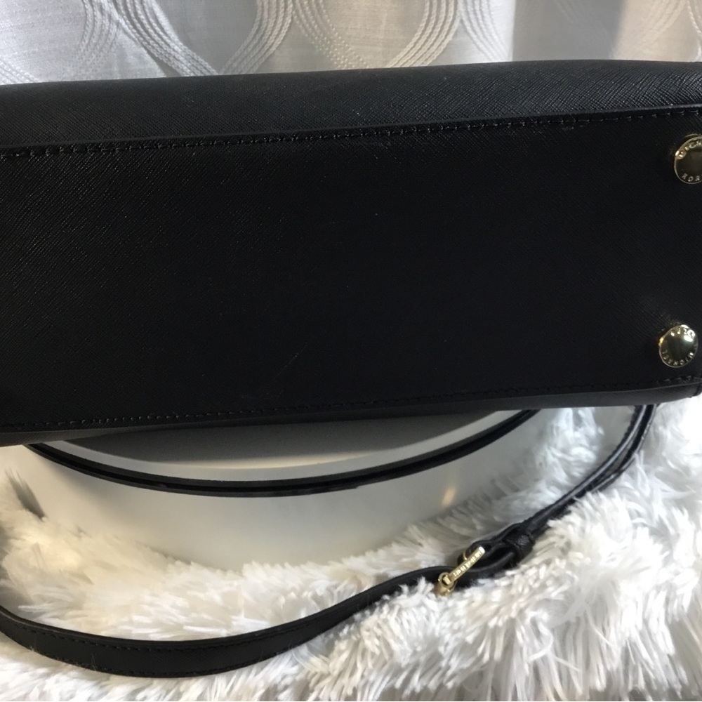 Michael Kors Black Saffiano Satchel with Gold Chain Strap - Picture 4 of 8